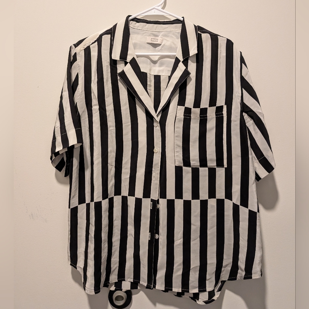 AYR Black and White Vertical Stripe Button-Up Top - Picture 2 of 5